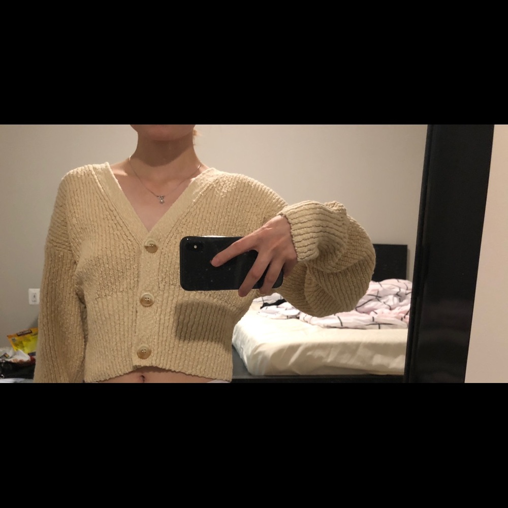 & Other Stories Cream Cropped Cardigan